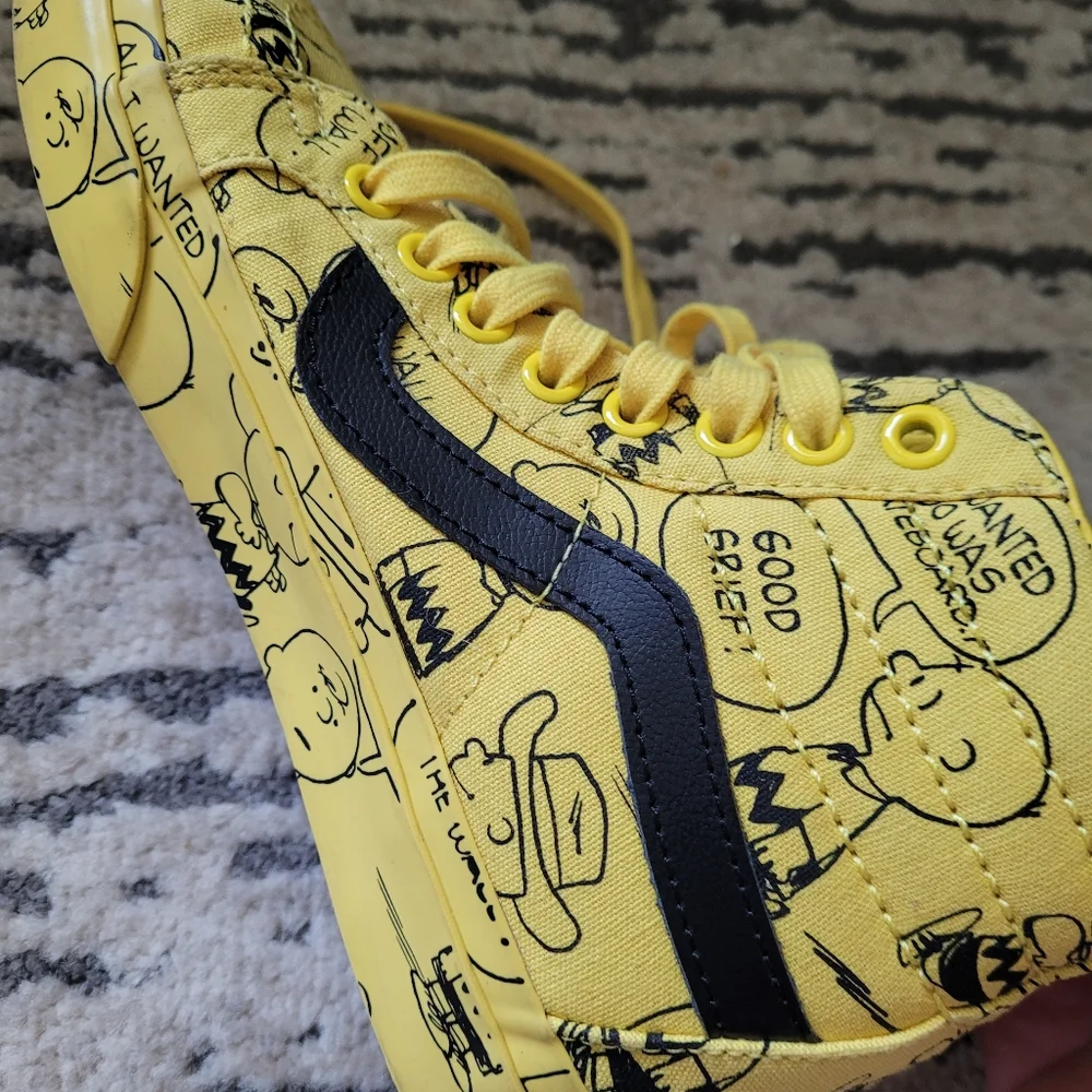 Vans Peanuts x Sk8-Hi 'Charlie Brown Maize… - Picture 6 of 12